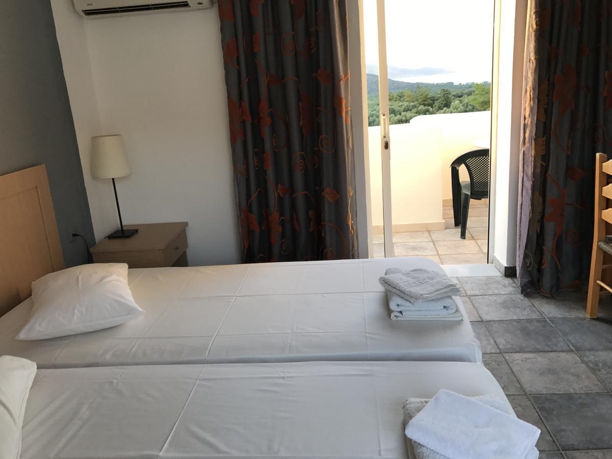 Tholos Rooms Kavoúsion Exterior foto